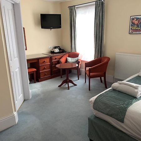 Peregrine House Hotell Canterbury Exteriör bild
