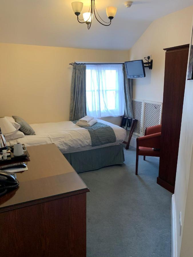 Peregrine House Hotell Canterbury Exteriör bild