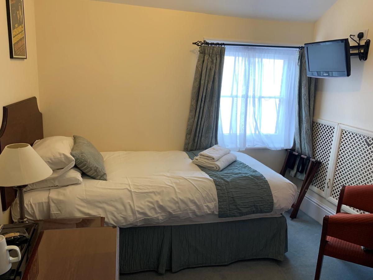 Peregrine House Hotell Canterbury Exteriör bild