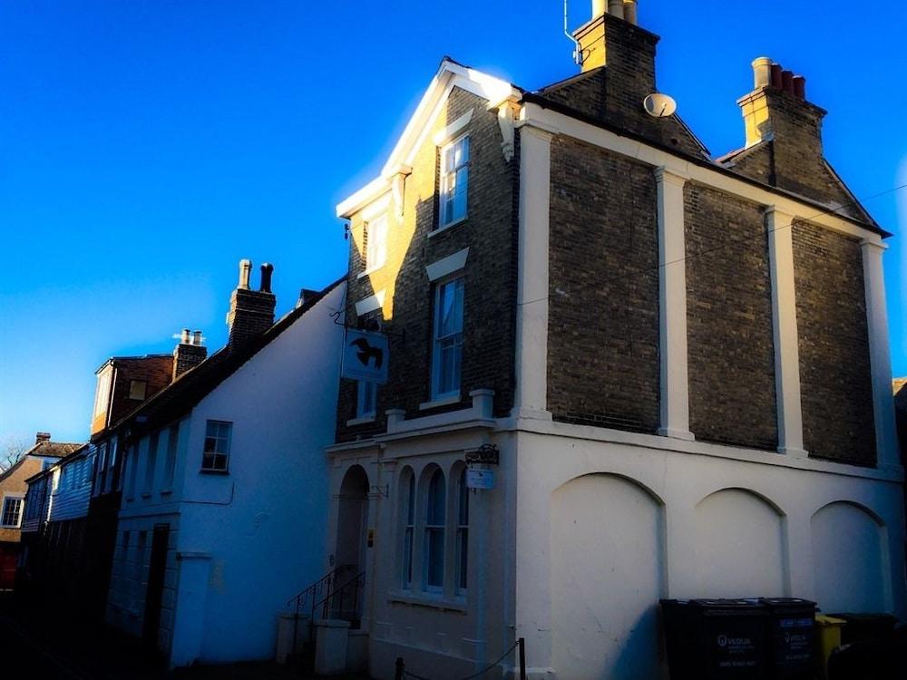 Peregrine House Hotell Canterbury Exteriör bild
